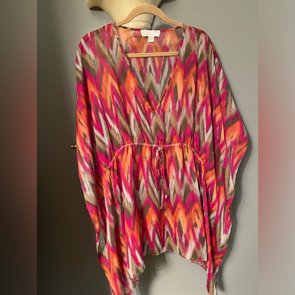Beautiful Bargello Print Top/Cover-Up